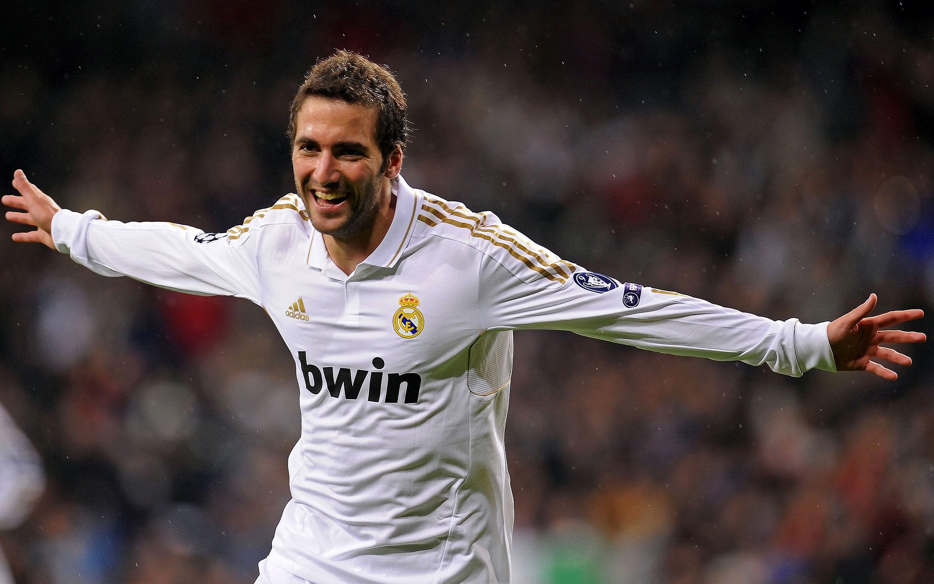 亚洲足球崛起，多队打入国际大赛十六强，亚洲足球2021